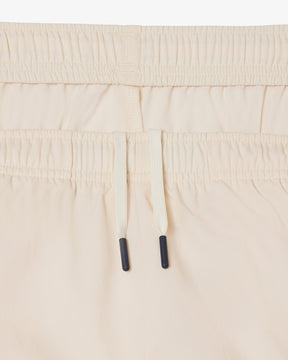 Conjunto bege com logo